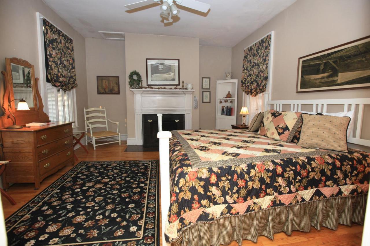 Lafayette Inn&Restaurant Stanardsville Chambre photo