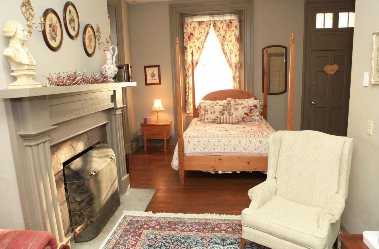 Lafayette Inn&Restaurant Stanardsville Chambre photo