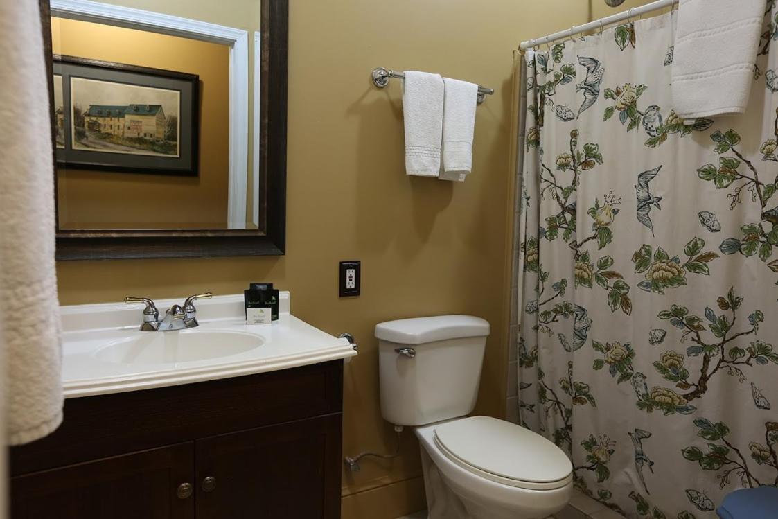 Lafayette Inn&Restaurant Stanardsville Extérieur photo