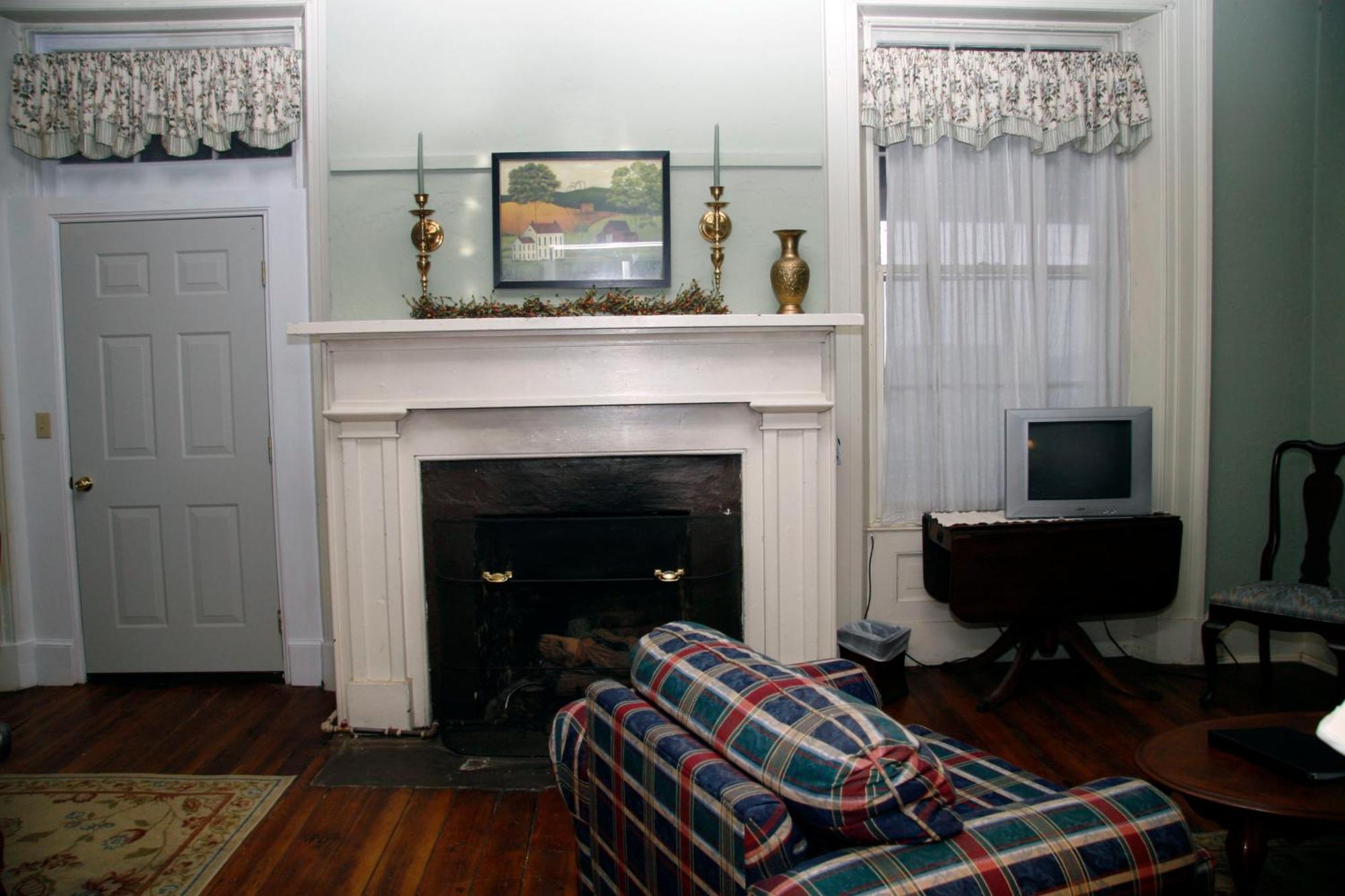 Lafayette Inn&Restaurant Stanardsville Extérieur photo